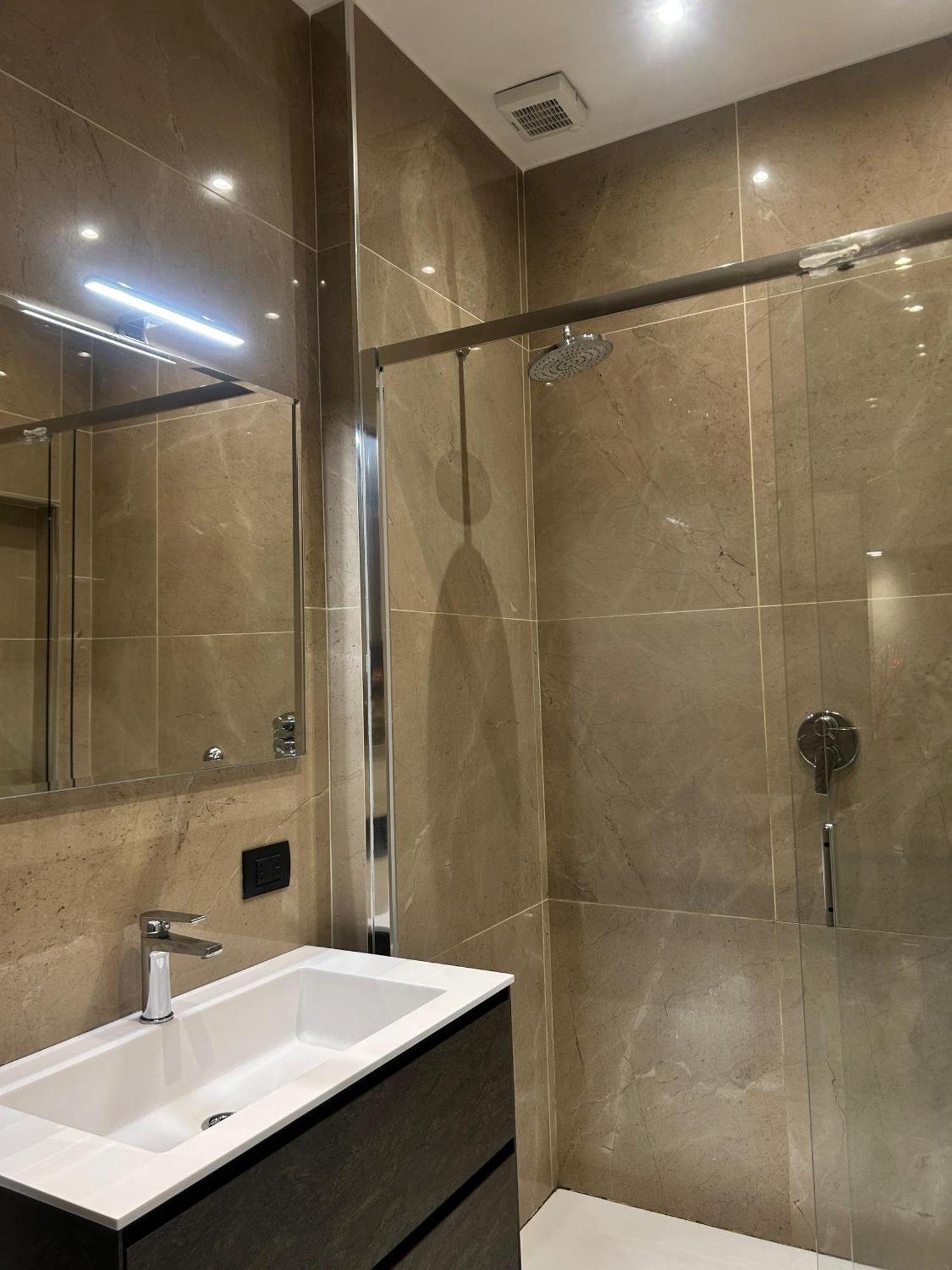 Davinci Apartament Near Duomo Milano Exteriör bild