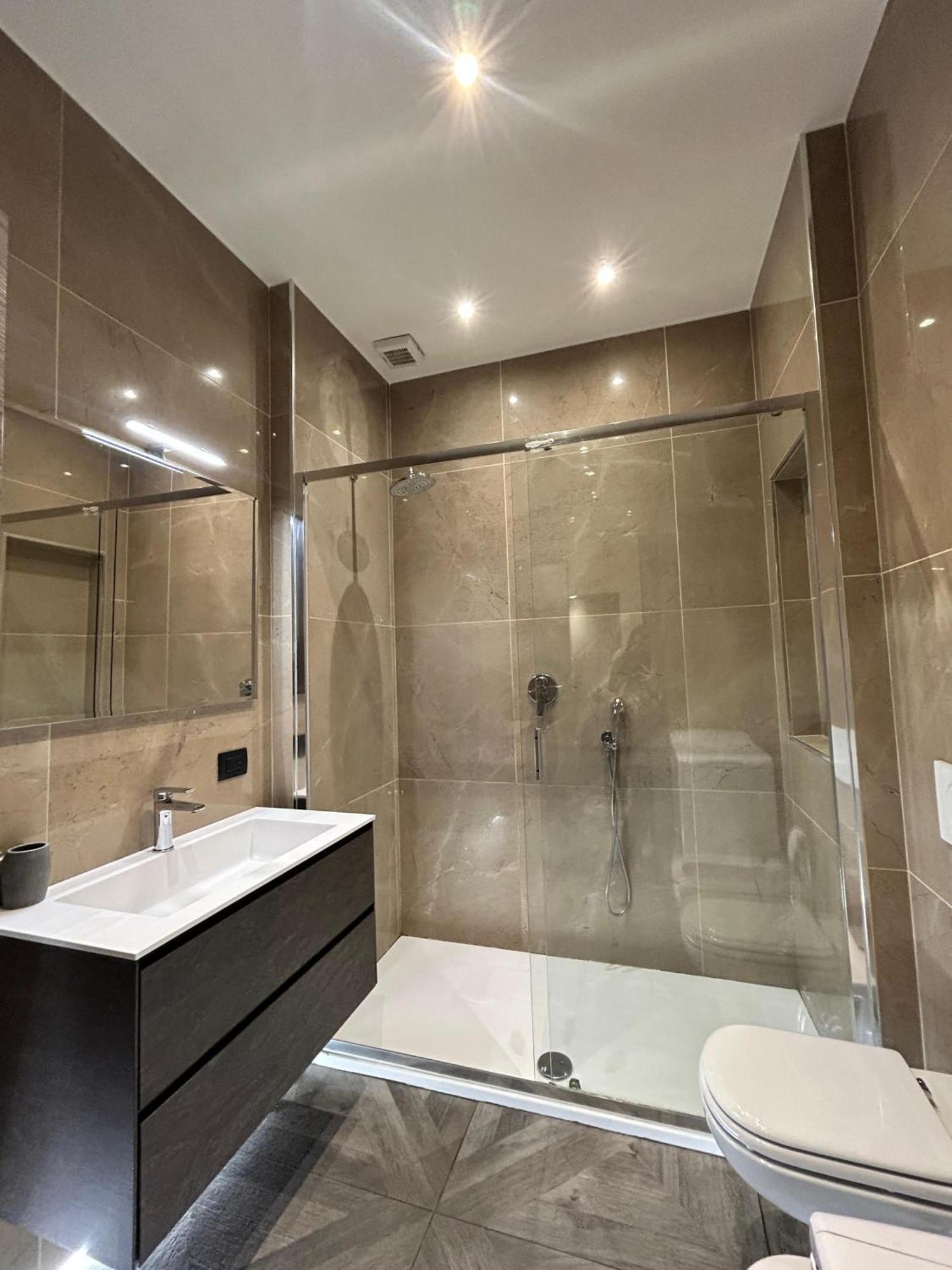 Davinci Apartament Near Duomo Milano Exteriör bild